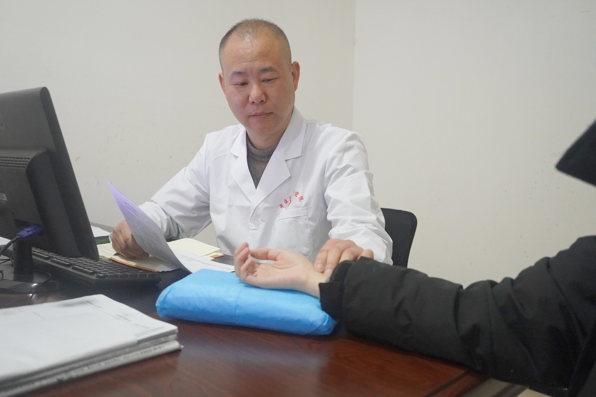 、成都治癌症的老中医罗程医生